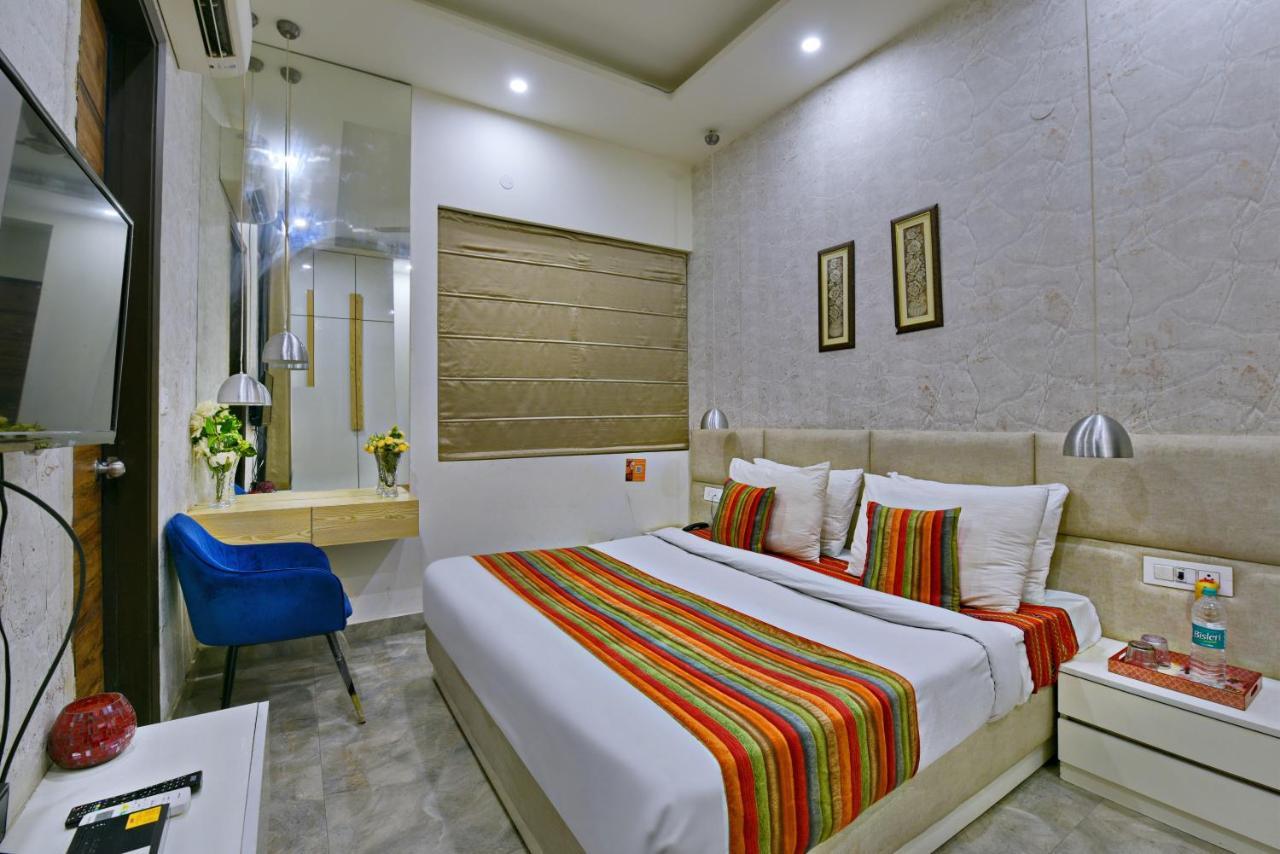 Hotel Fortune Inn By F9 Hotels โนอิดา ภายนอก รูปภาพ