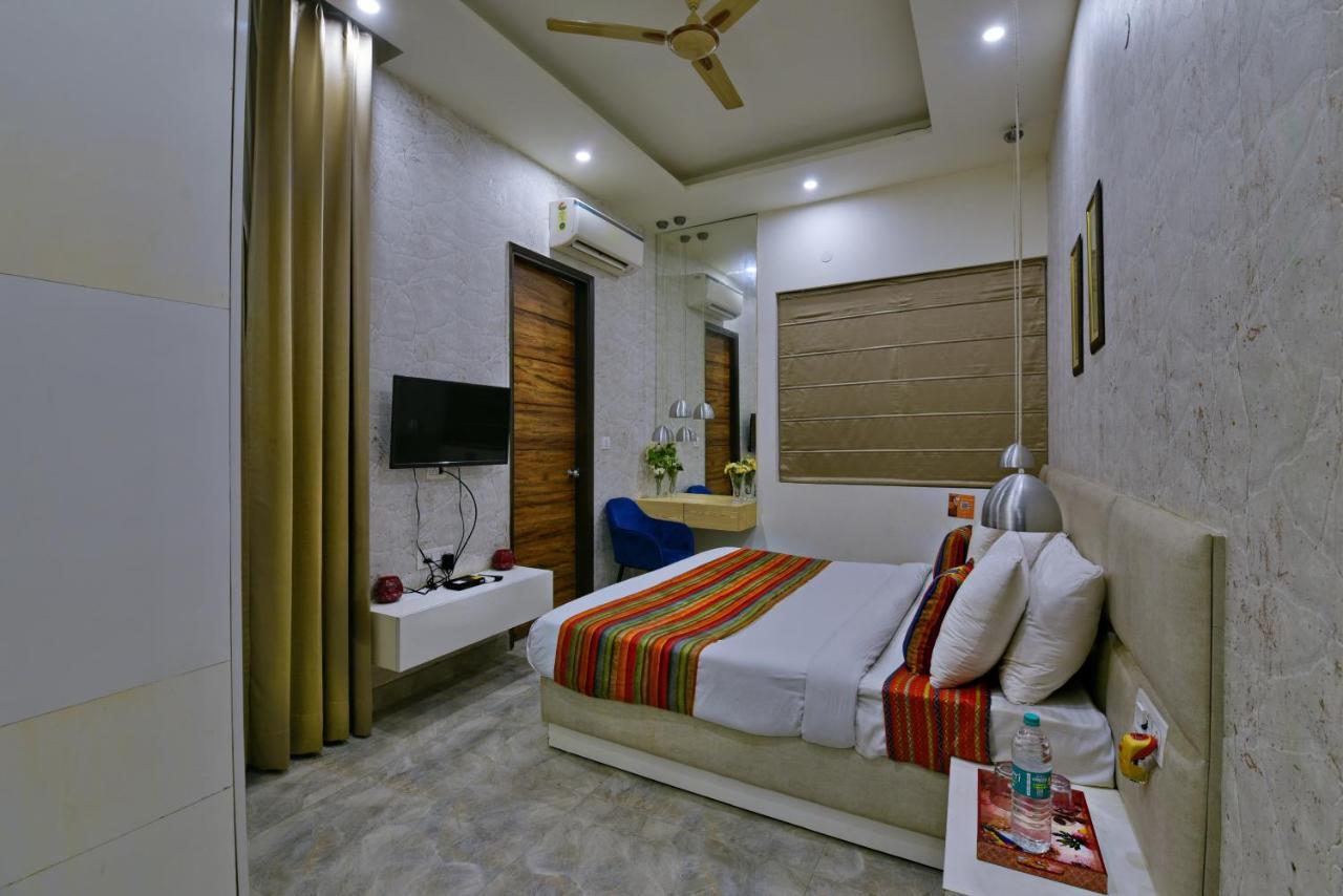 Hotel Fortune Inn By F9 Hotels โนอิดา ภายนอก รูปภาพ
