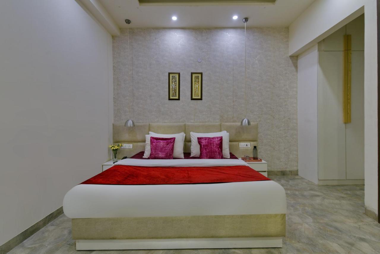 Hotel Fortune Inn By F9 Hotels โนอิดา ภายนอก รูปภาพ