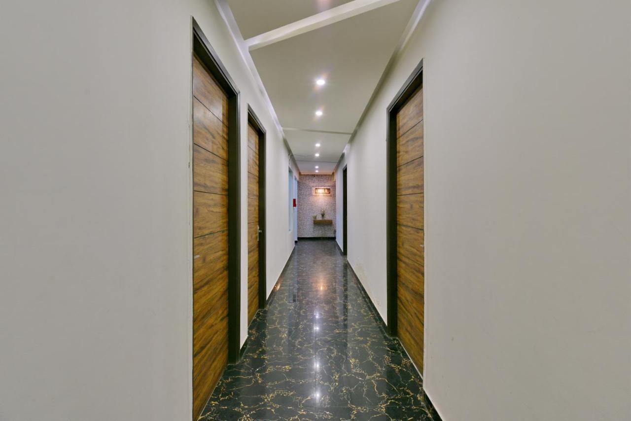 Hotel Fortune Inn By F9 Hotels โนอิดา ภายนอก รูปภาพ