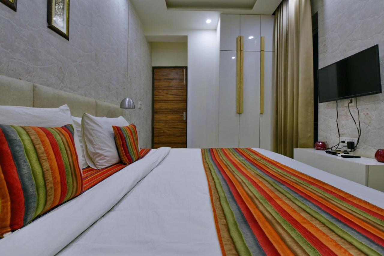 Hotel Fortune Inn By F9 Hotels โนอิดา ภายนอก รูปภาพ