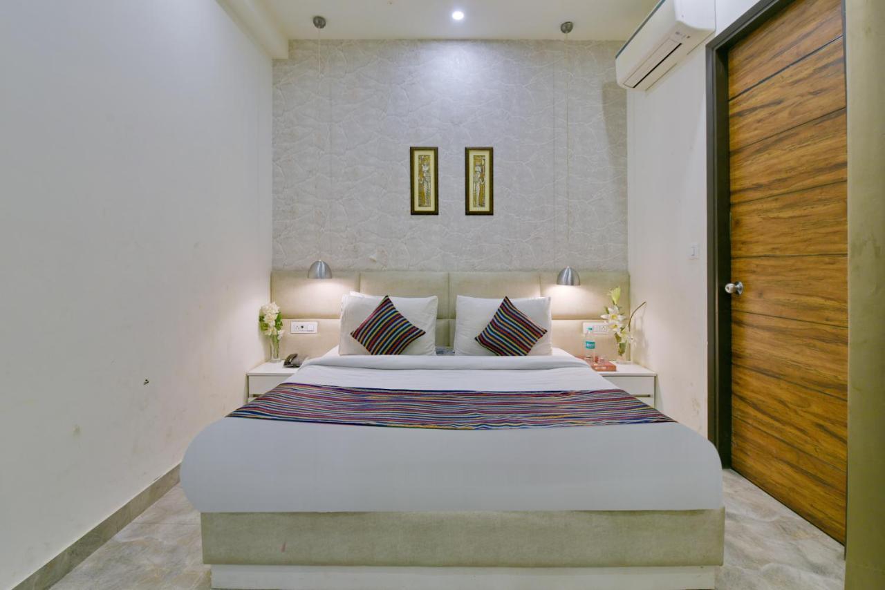 Hotel Fortune Inn By F9 Hotels โนอิดา ภายนอก รูปภาพ